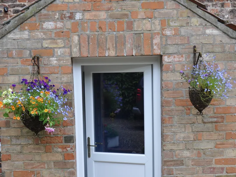 Front Eltham